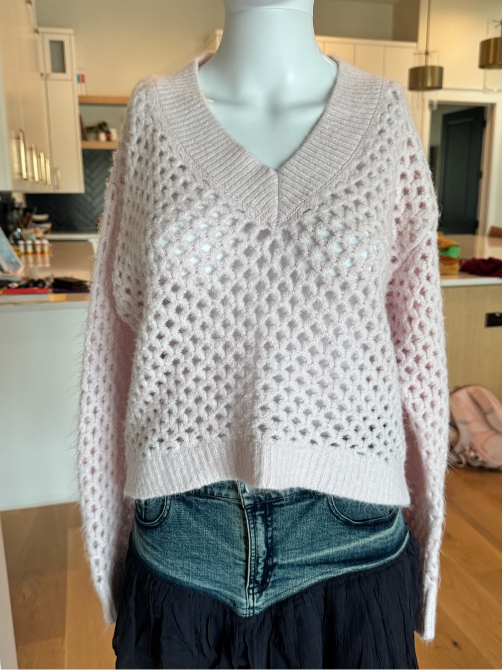 Universal Thread Soft Pink V-Neck Open Knit Women's Sweater